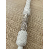 Стек из натуральной кожи с плетеной ручкой и кристаллами, белый, 0102128